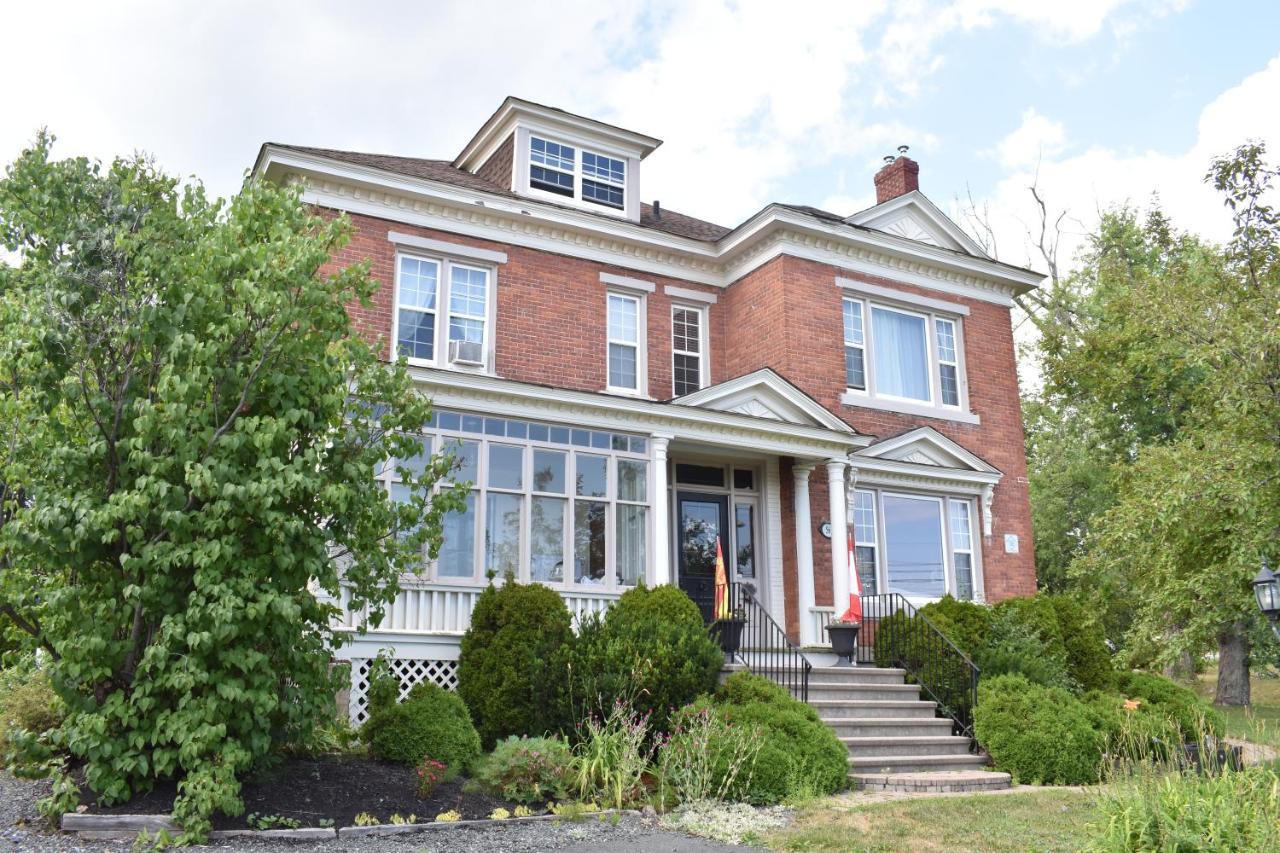 King George B&B Miramichi Exterior foto
